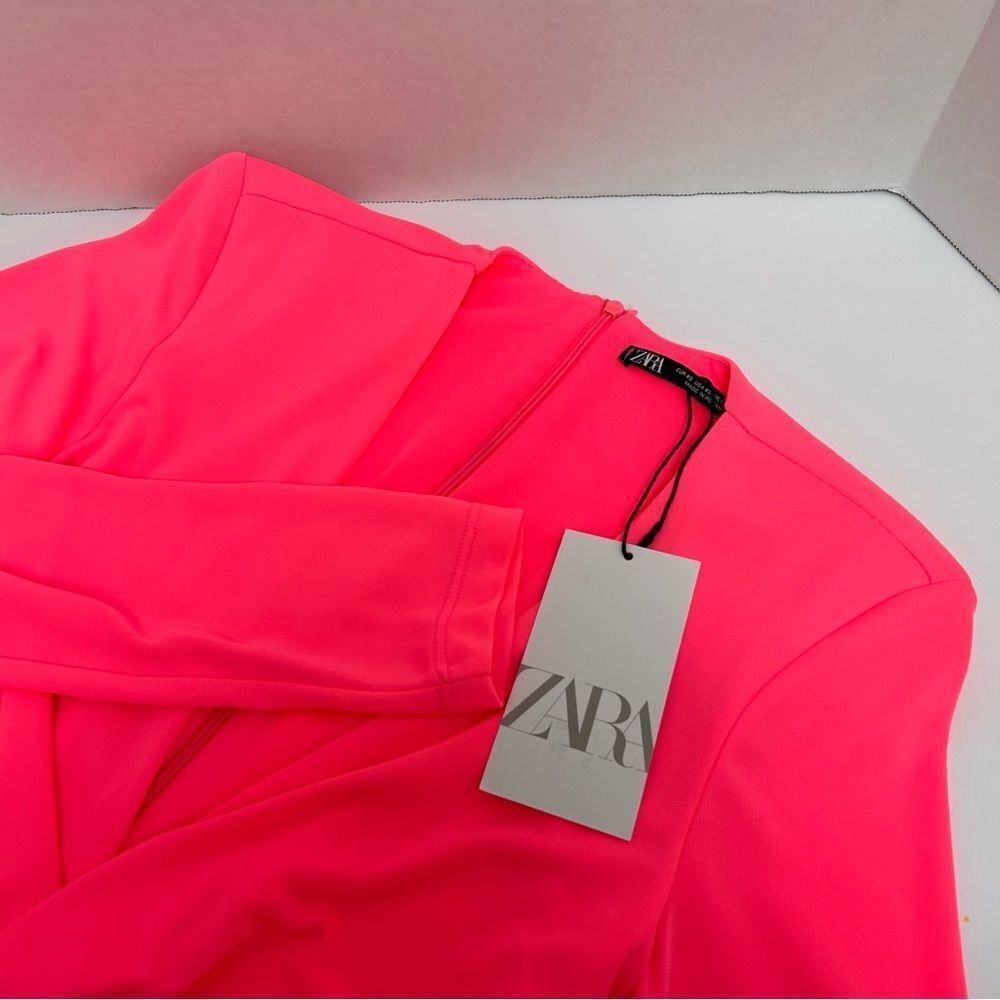 Zara NWT XS Neon Pink Coral Polyester V-Neck Notched Fitted Long Sleeved Dress